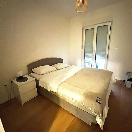 White Homes Ks - Point Apartamento *